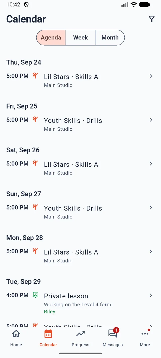 The calendar in agenda view, listing classes across several days and a booked private lesson labelled with the child's name